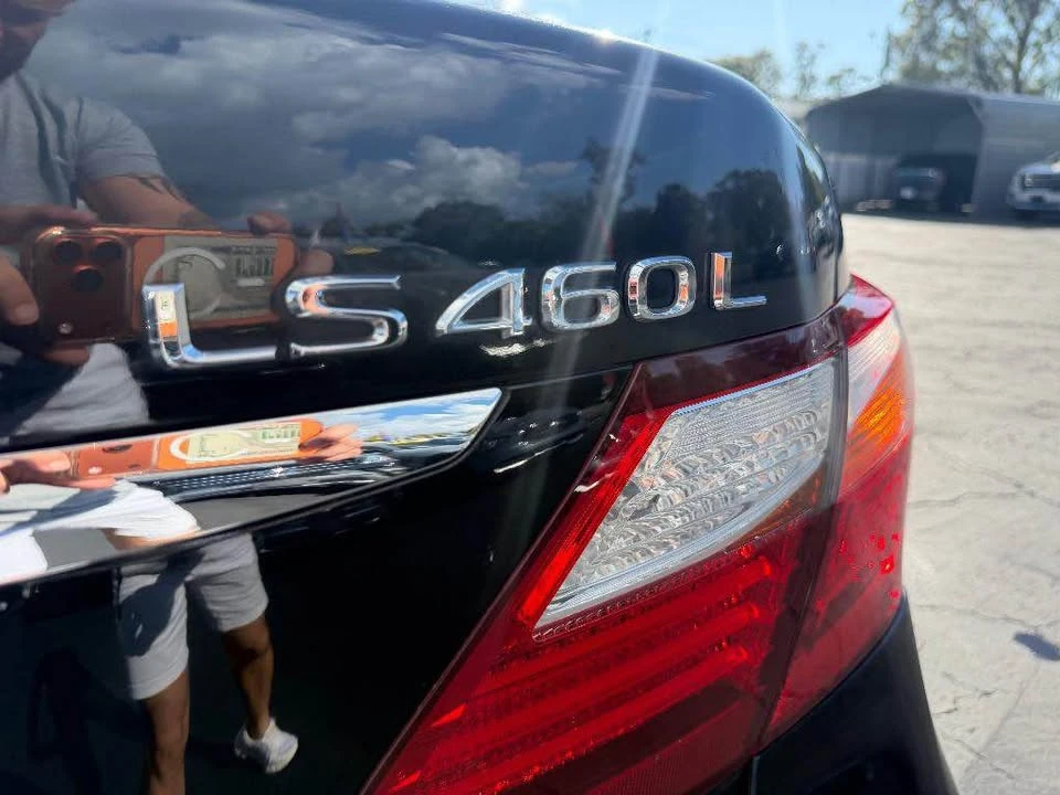 2010 Lexus LS 4th Gen - Image 9 of 13