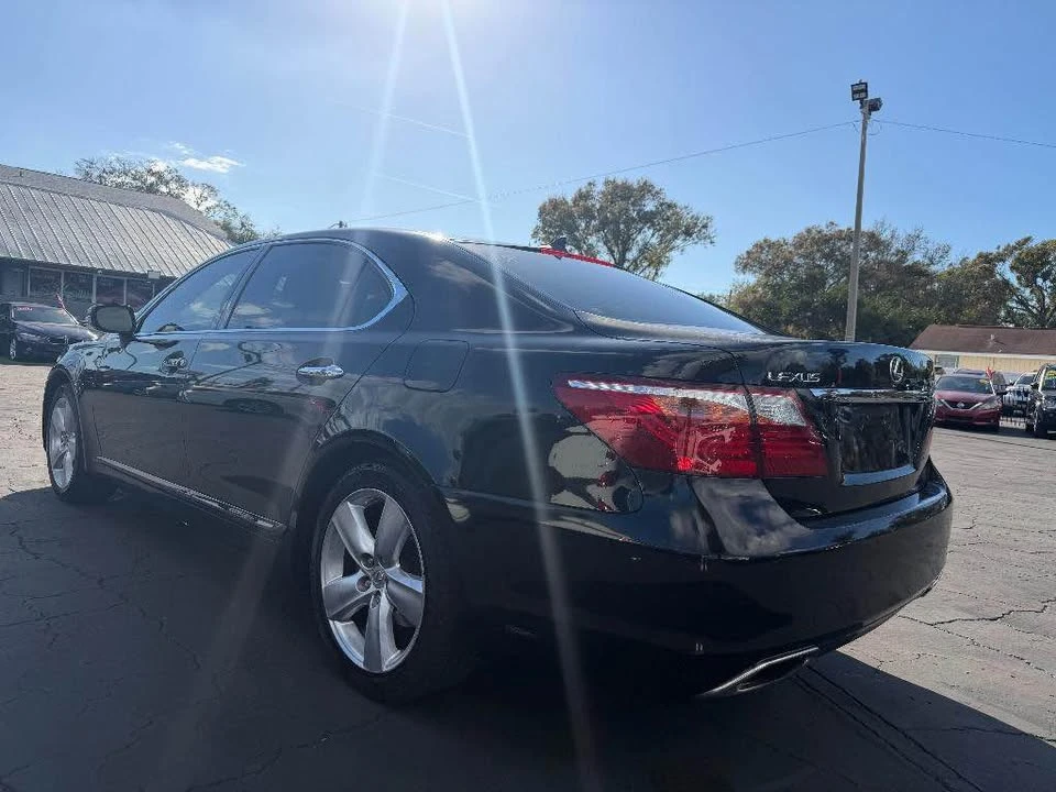 2010 Lexus LS 4th Gen - Image 5 of 13