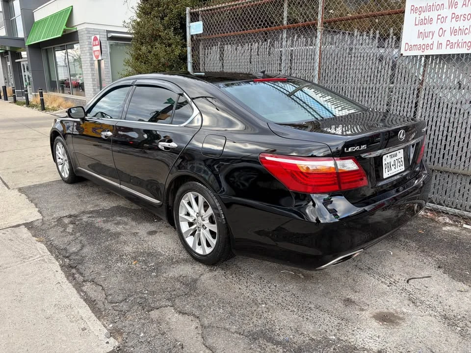 2010 Lexus LS 4th Gen - Image 2 of 4