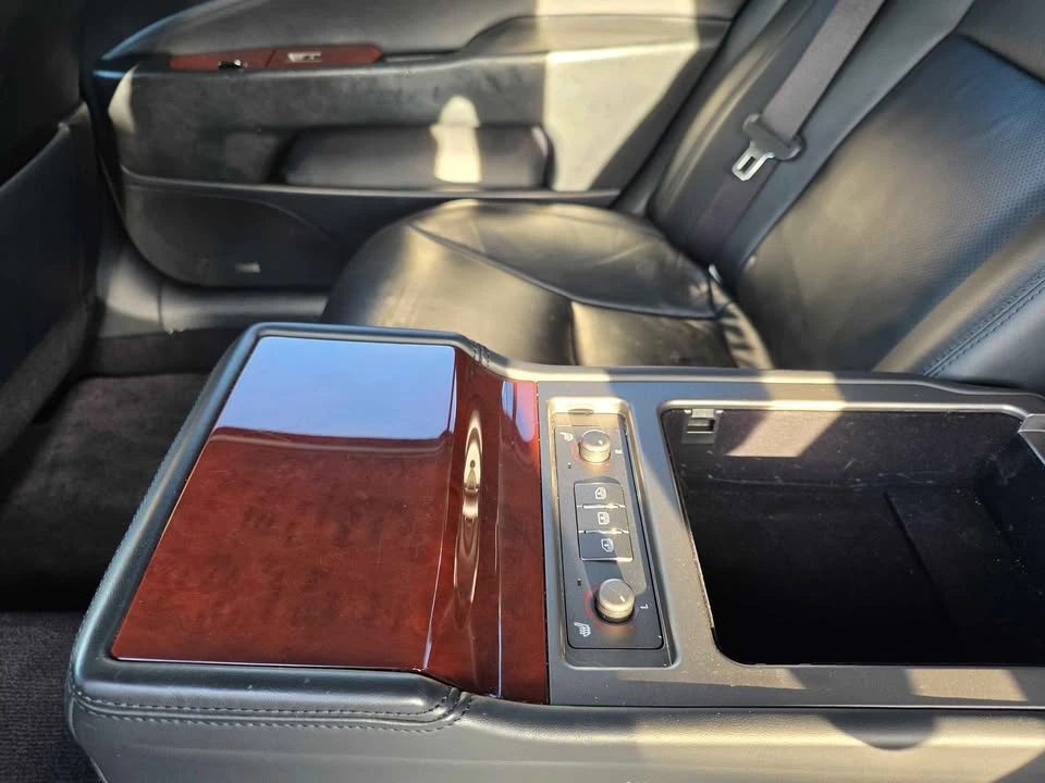 2010 Lexus LS 4th Gen - Image 10 of 15