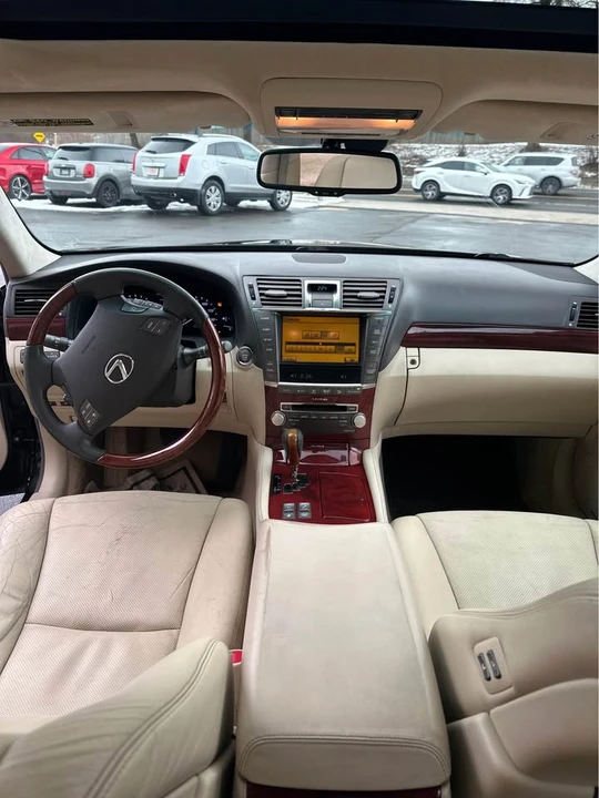 2010 Lexus LS 4th Gen - Image 5 of 14
