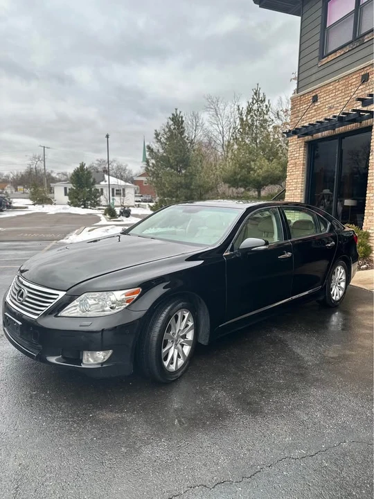 2010 Lexus LS 4th Gen - Image 2 of 14