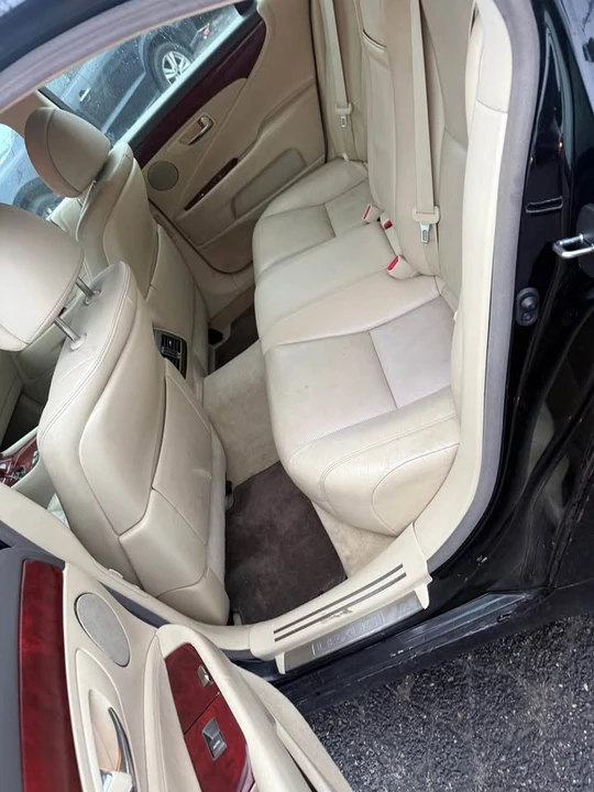 2010 Lexus LS 4th Gen - Image 10 of 12