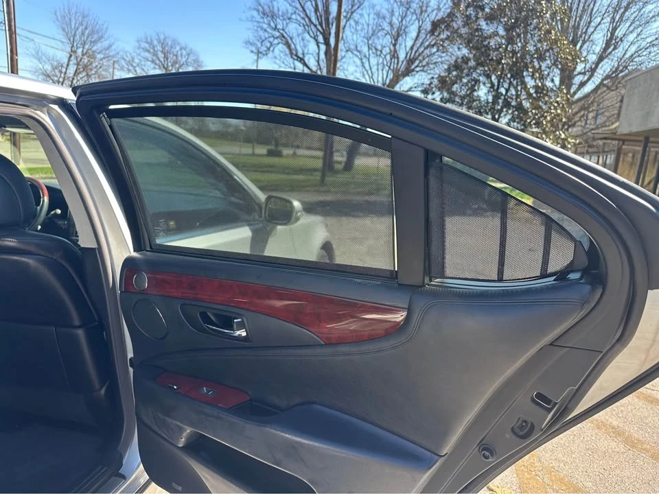 2010 Lexus LS 4th Gen - Image 18 of 19