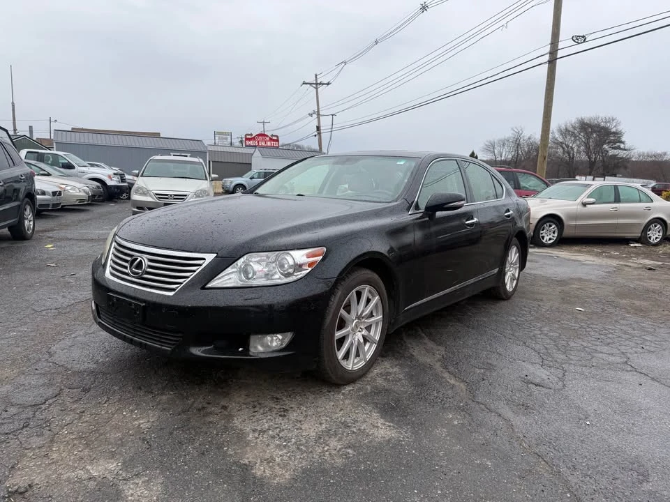 2010 Lexus LS 4th Gen - Image 2 of 12