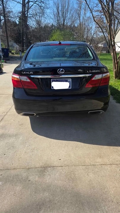 2010 Lexus LS 4th Gen - Image 9 of 9