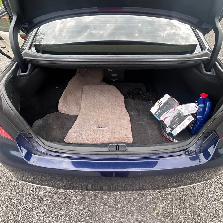 2010 Lexus LS 4th Gen - Image 12 of 12