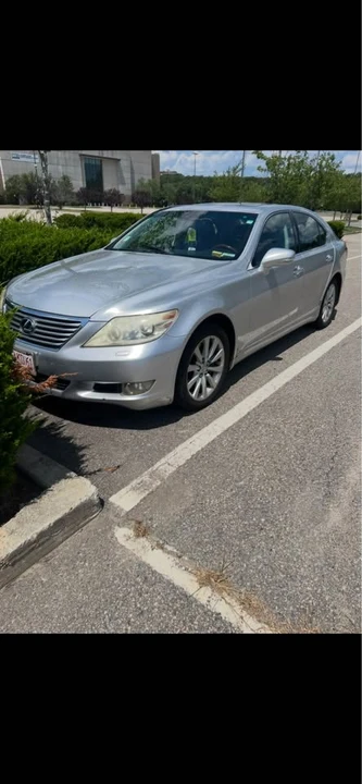 2010 Lexus LS 4th Gen - Image 3 of 9