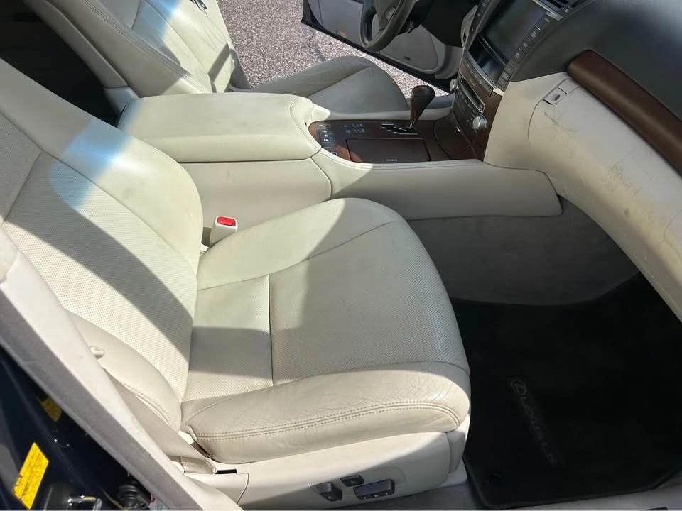 2010 Lexus LS 4th Gen - Image 8 of 10