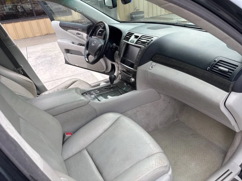 2010 Lexus LS 4th Gen - Image 8 of 9