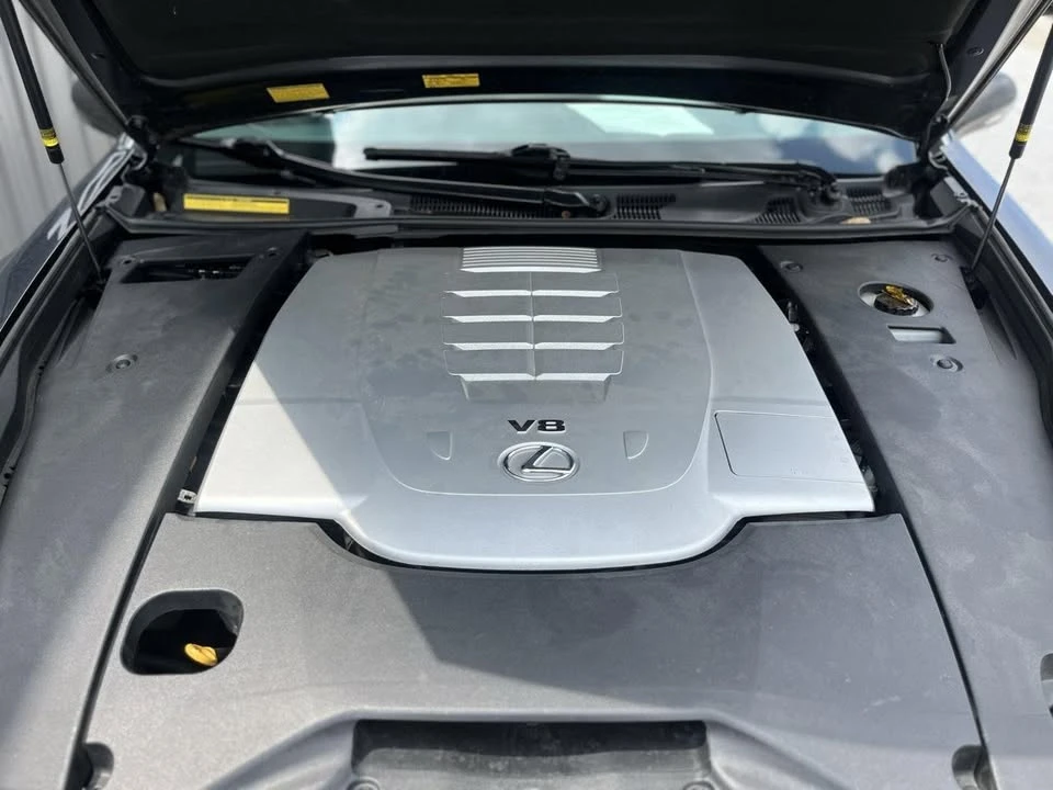 2010 Lexus LS 4th Gen - Image 9 of 20