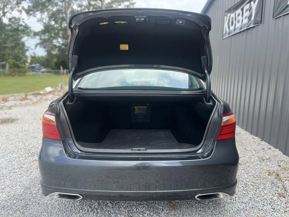 2010 Lexus LS 4th Gen - Image 15 of 20