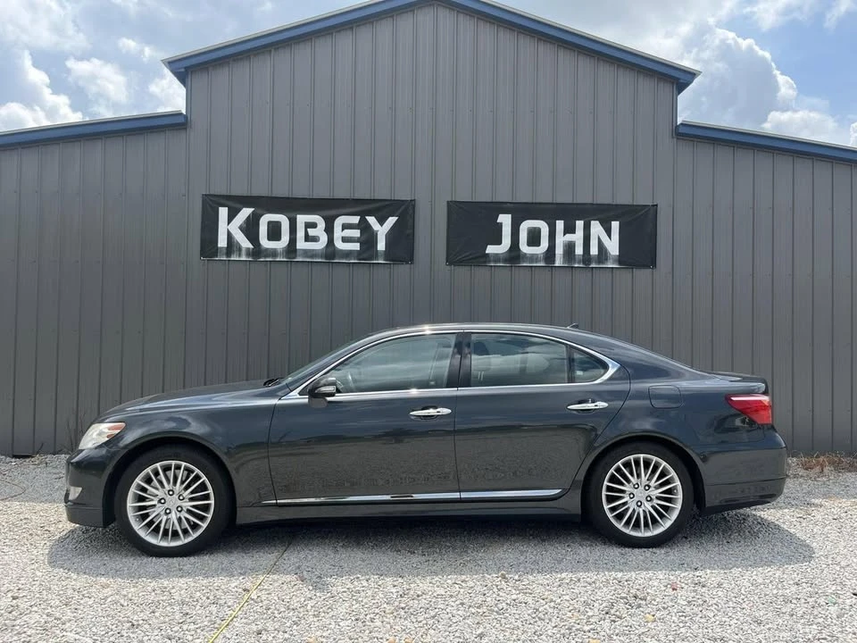 2010 Lexus LS 4th Gen - Image 3 of 20