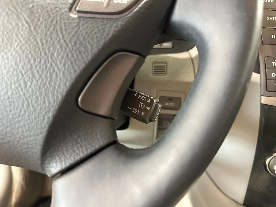 2010 Lexus LS 4th Gen - Image 19 of 20