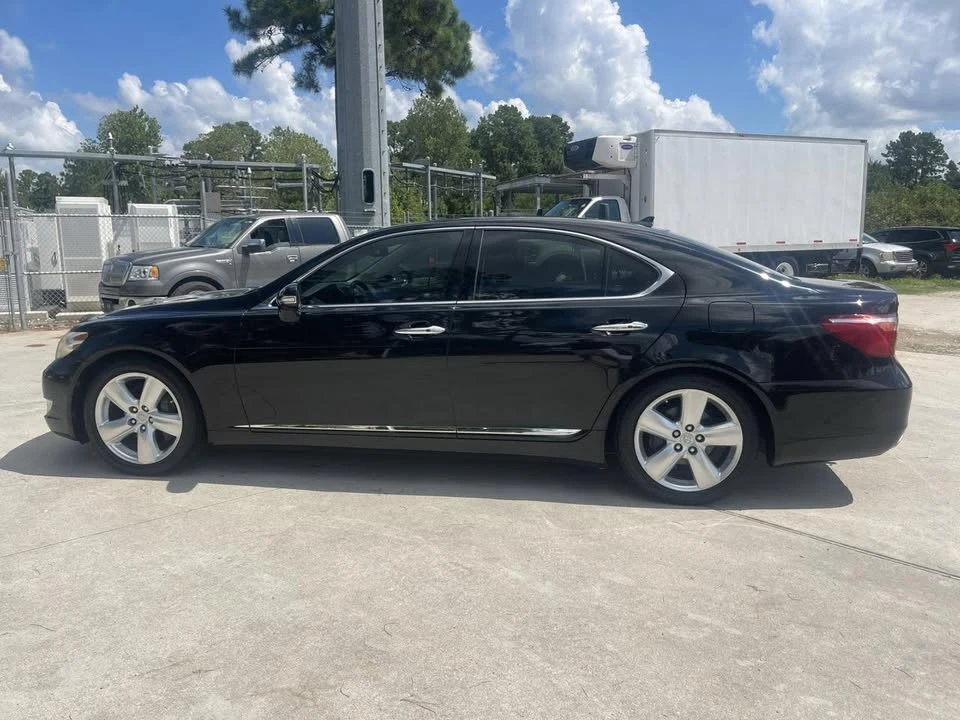 2010 Lexus LS 4th Gen - Image 4 of 20