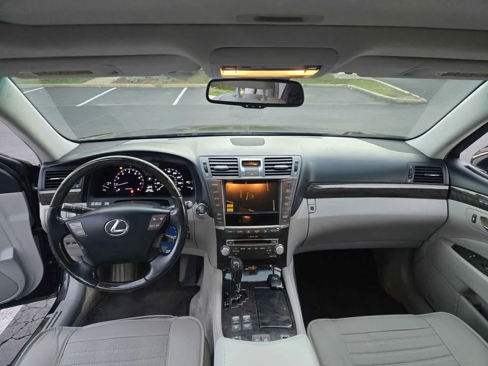 2010 Lexus LS 4th Gen - Image 11 of 11