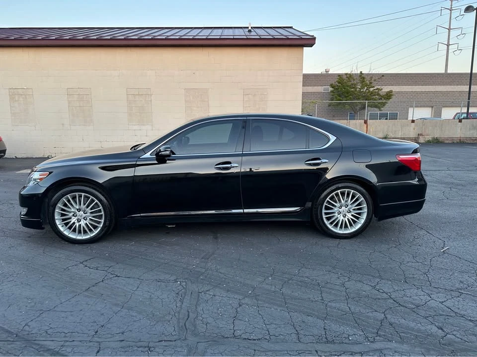 2010 Lexus LS 4th Gen - Image 10 of 20