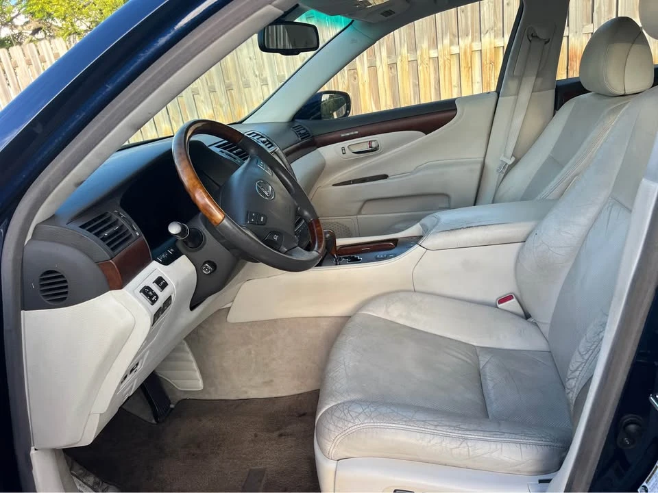 2010 Lexus LS 4th Gen - Image 7 of 9