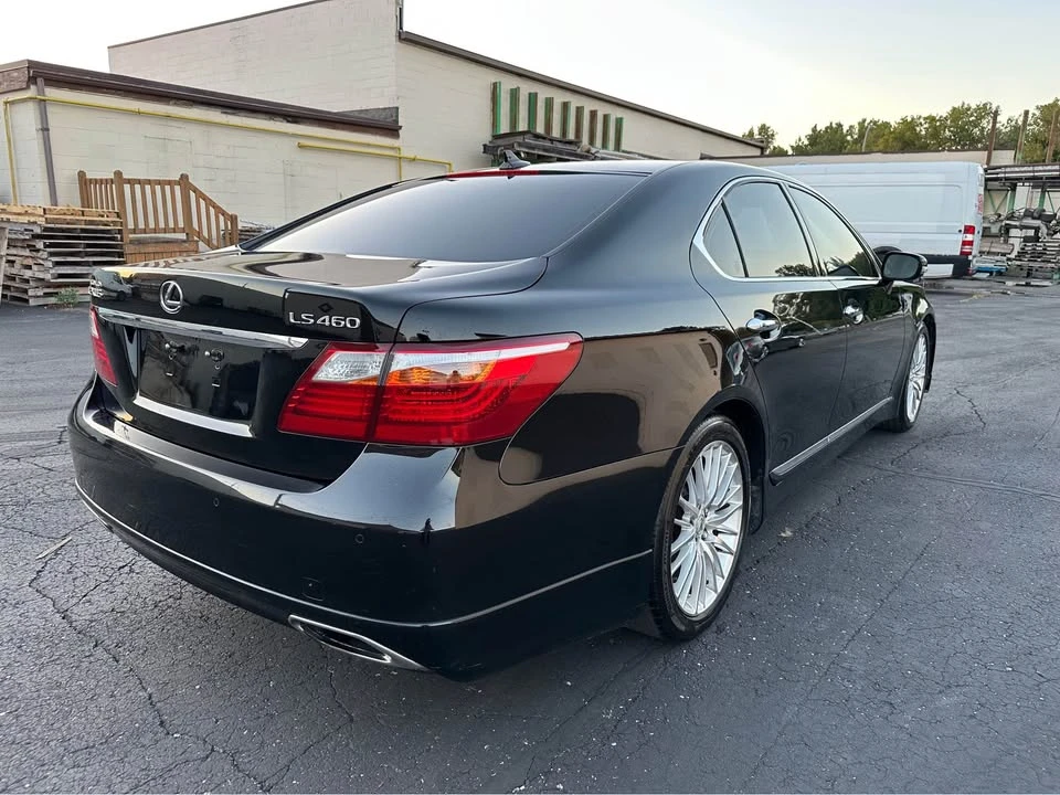 2010 Lexus LS 4th Gen - Image 7 of 20
