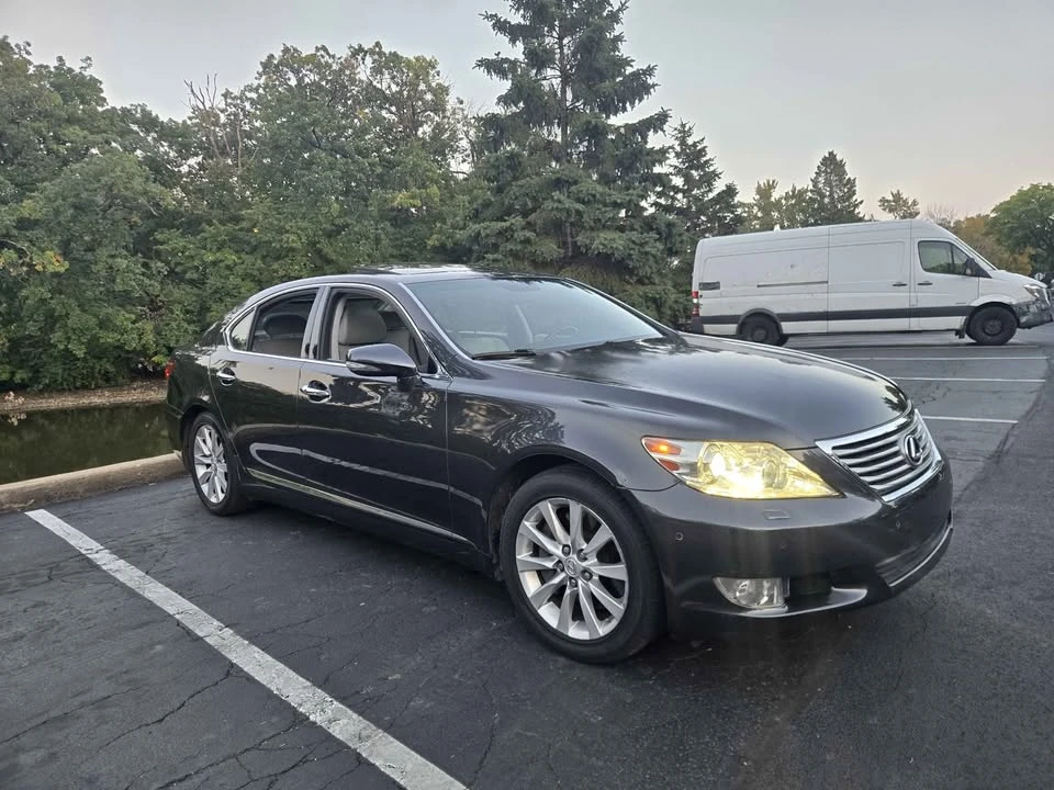 2010 Lexus LS 4th Gen - Image 5 of 11