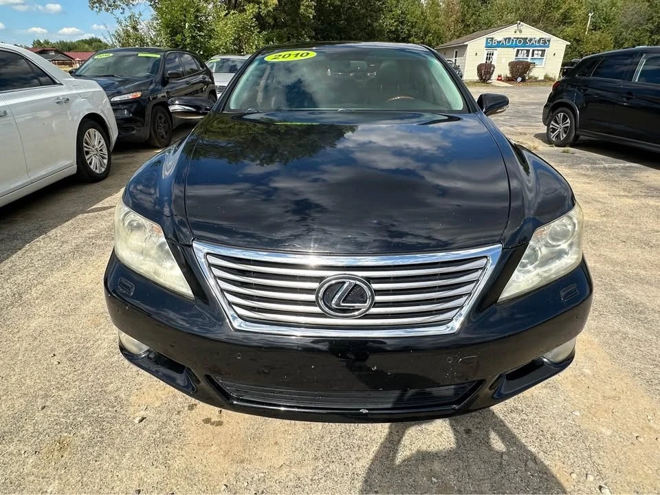 2010 Lexus LS 4th Gen - Image 6 of 13