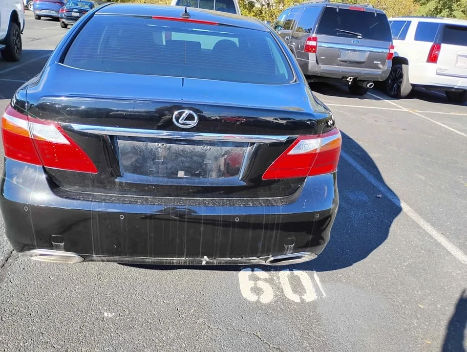 2010 Lexus LS 4th Gen - Image 4 of 6