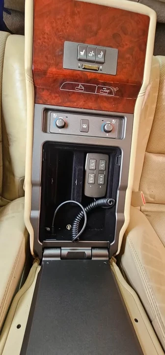 2010 Lexus LS 4th Gen - Image 18 of 18