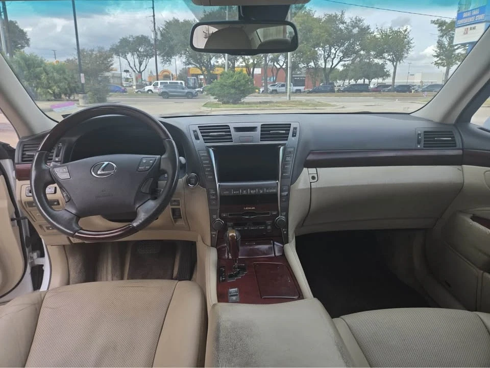 2010 Lexus LS 4th Gen - Image 13 of 20
