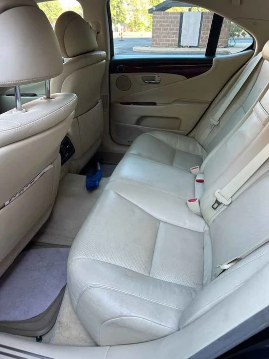 2010 Lexus LS 4th Gen - Image 6 of 8