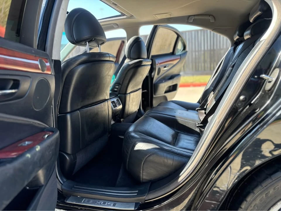 2010 Lexus LS 4th Gen - Image 10 of 13