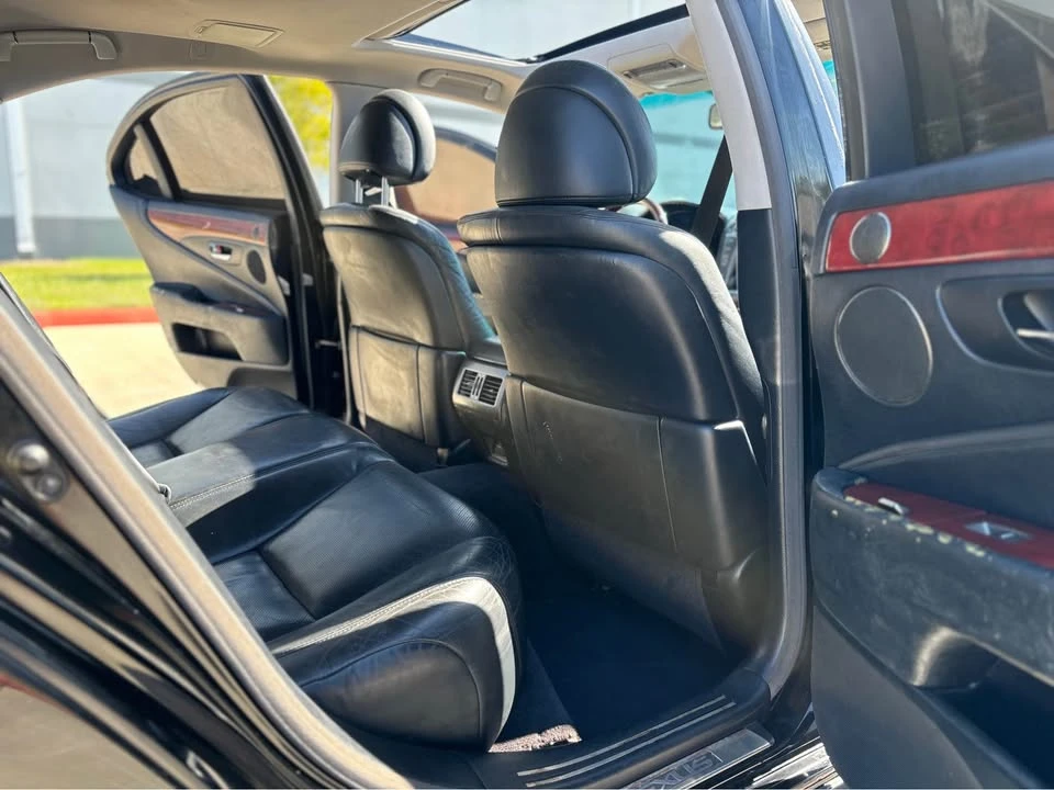 2010 Lexus LS 4th Gen - Image 11 of 13