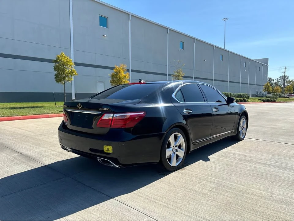 2010 Lexus LS 4th Gen - Image 5 of 13