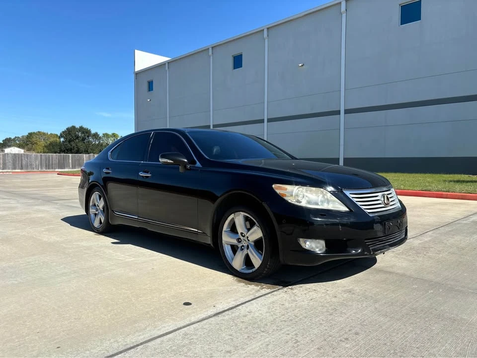2010 Lexus LS 4th Gen - Image 3 of 13
