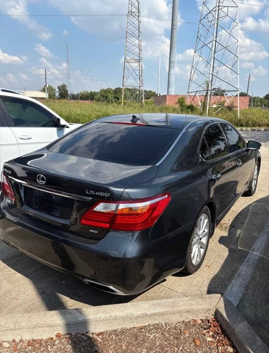 2010 Lexus LS 4th Gen - Image 2 of 4