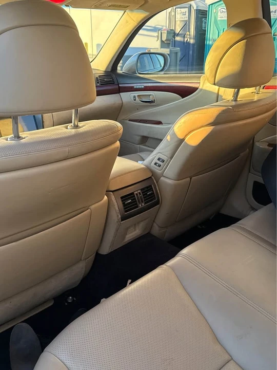 2010 Lexus LS 4th Gen - Image 9 of 9