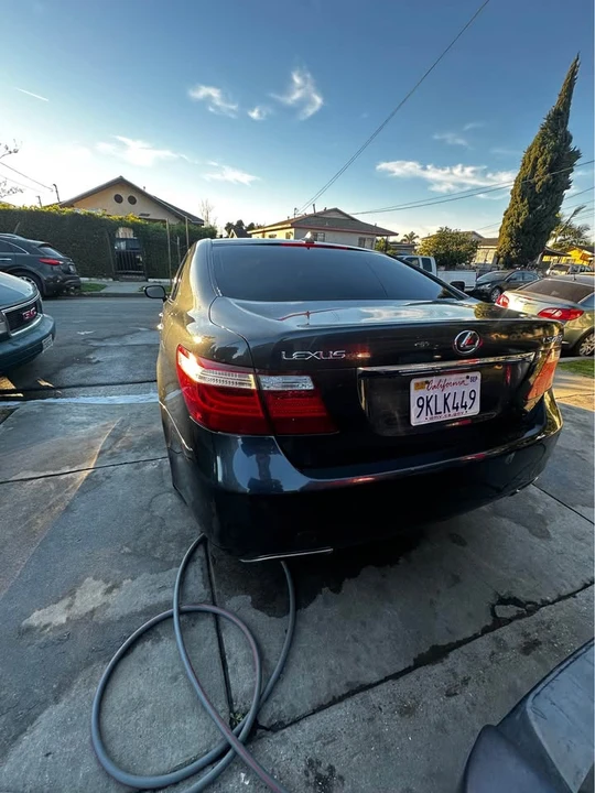 2010 Lexus LS 4th Gen - Image 3 of 8