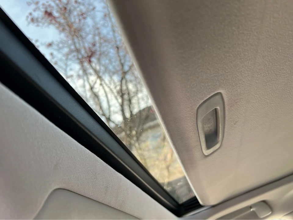 2010 Lexus LS 4th Gen - Image 13 of 17