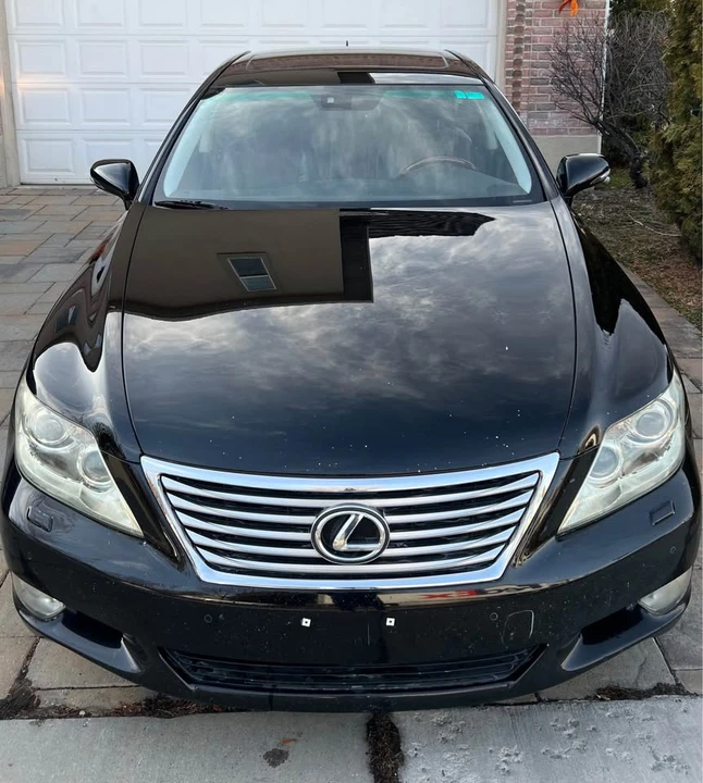 2010 Lexus LS 4th Gen - Image 4 of 17