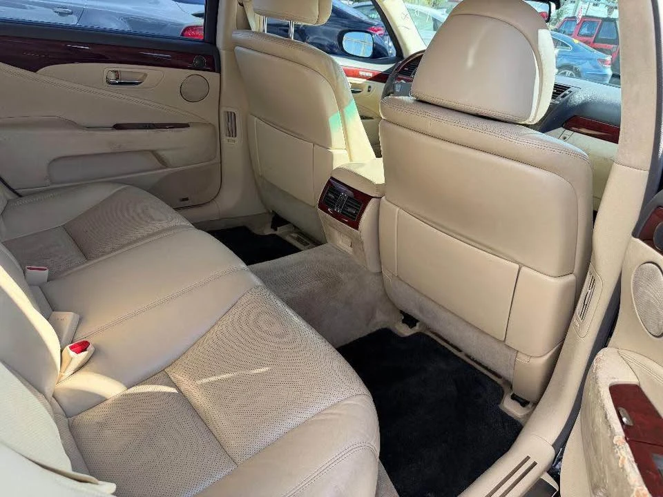 2010 Lexus LS 4th Gen - Image 14 of 14