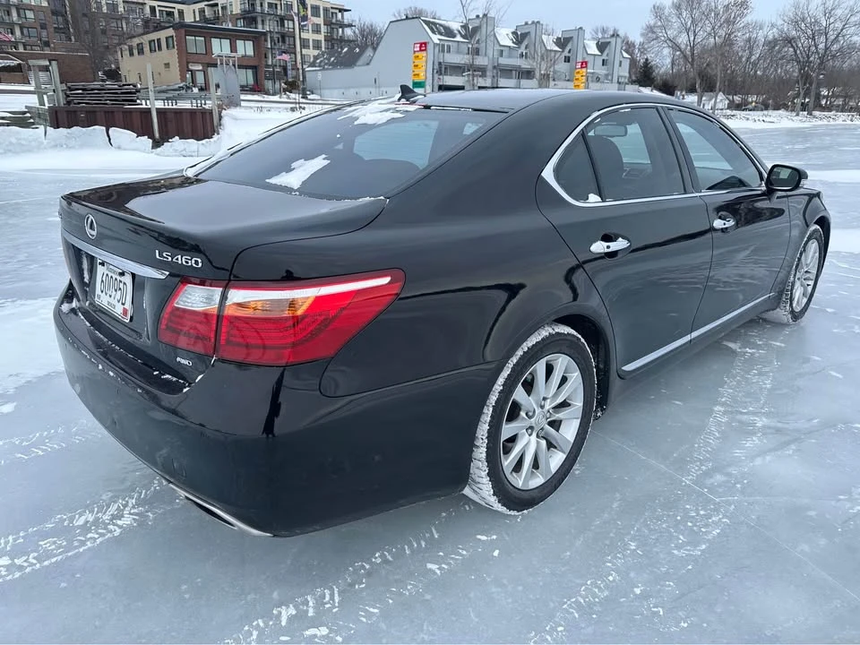 2010 Lexus LS 4th Gen - Image 5 of 20