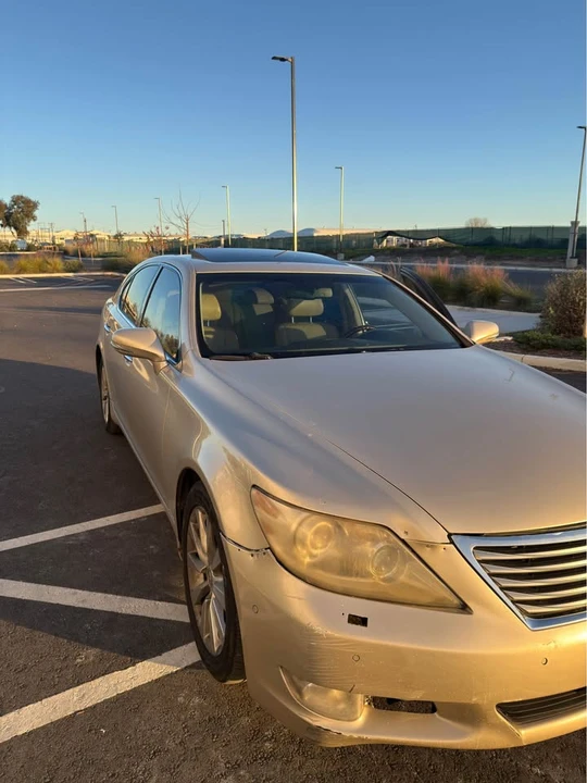2010 Lexus LS 4th Gen - Image 3 of 11