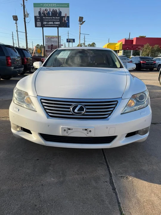 2010 Lexus LS 4th Gen - Image 2 of 13