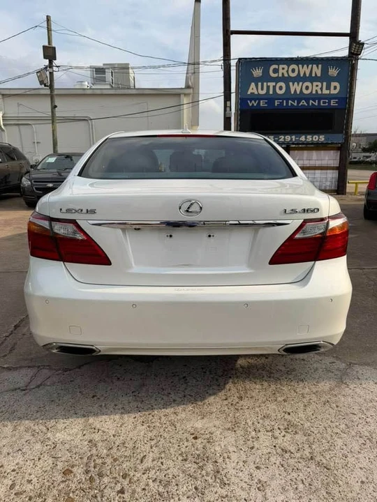 2010 Lexus LS 4th Gen - Image 5 of 14
