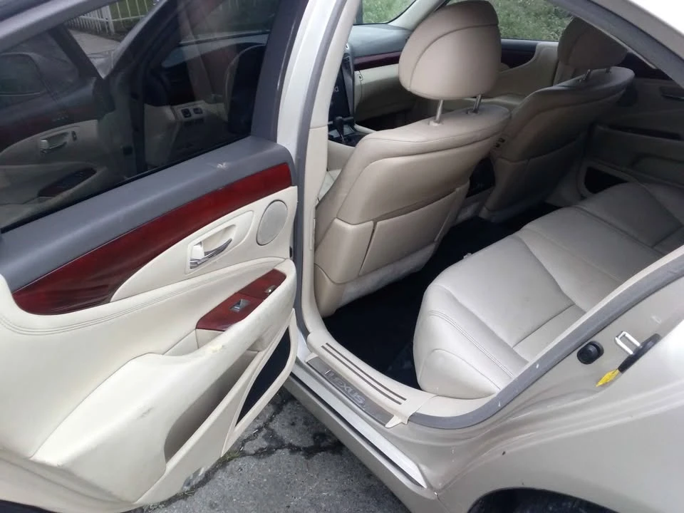 2010 Lexus LS 4th Gen - Image 5 of 7
