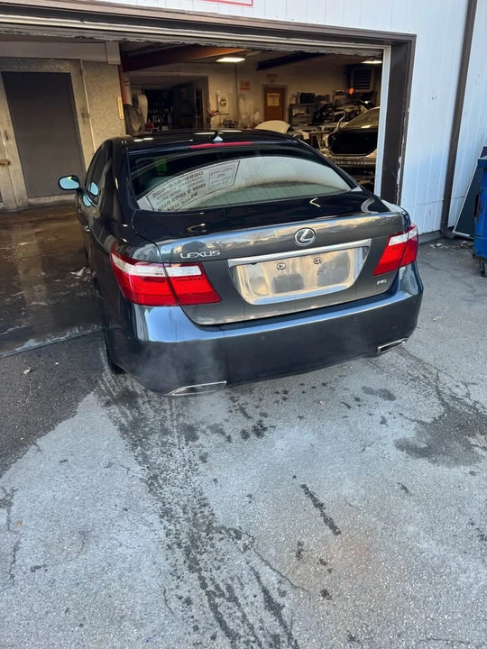 2010 Lexus LS 4th Gen - Image 3 of 10
