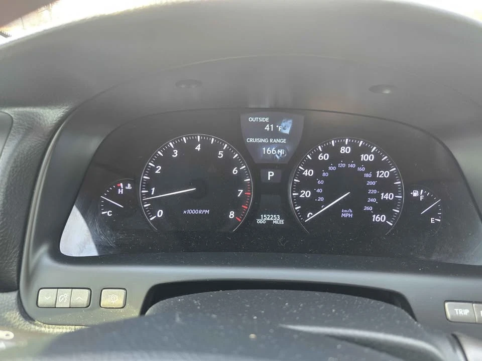 2010 Lexus LS 4th Gen - Image 17 of 18