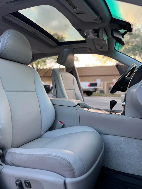 2010 Lexus LS 4th Gen - Image 6 of 17