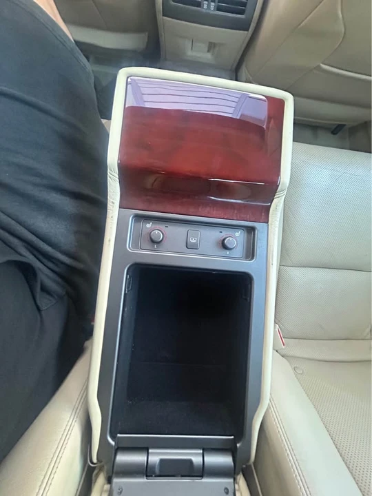 2010 Lexus LS 4th Gen - Image 12 of 12