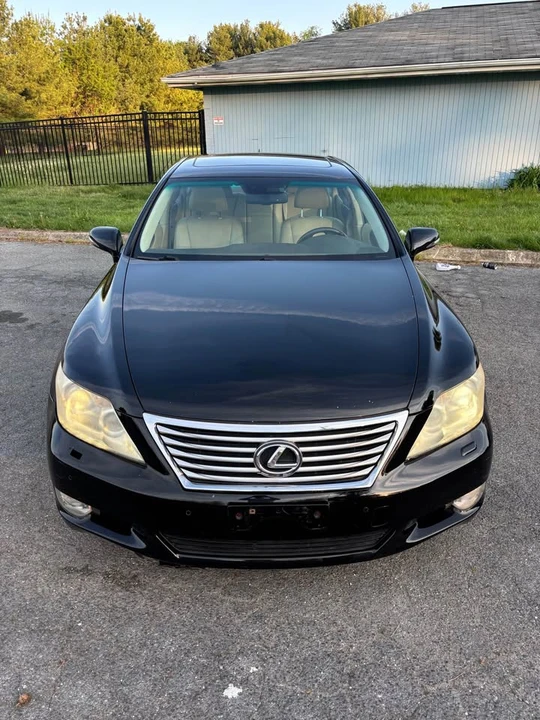2010 Lexus LS 4th Gen - Image 4 of 19