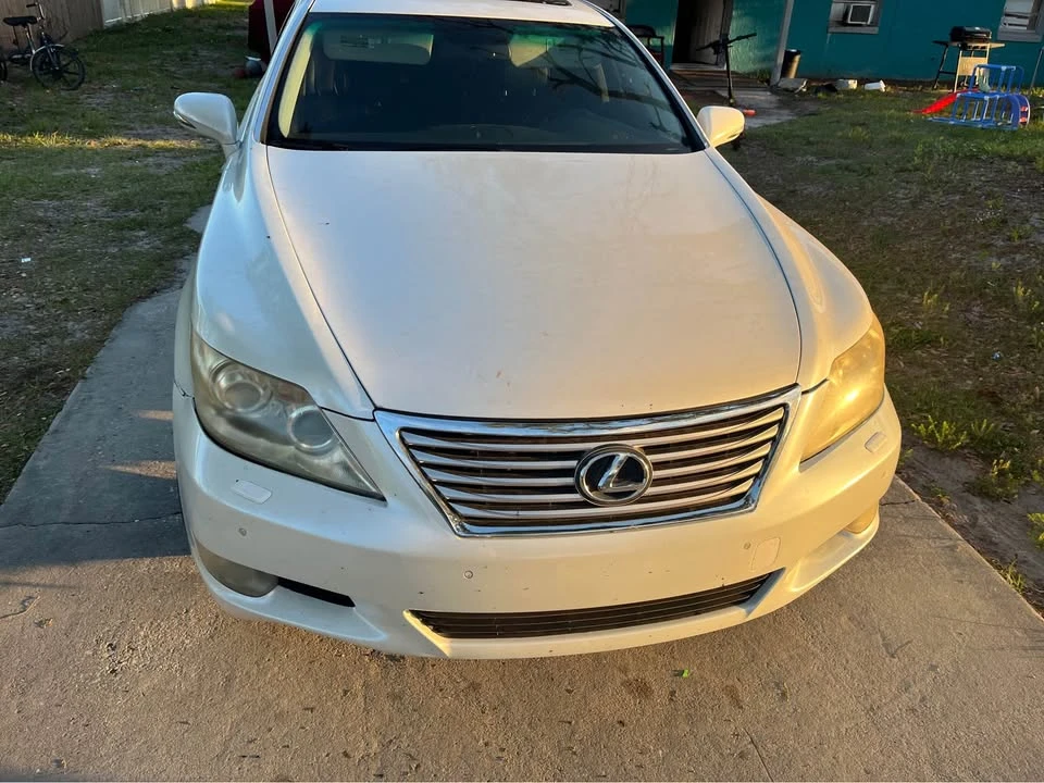 2010 Lexus LS 4th Gen - Image 3 of 5